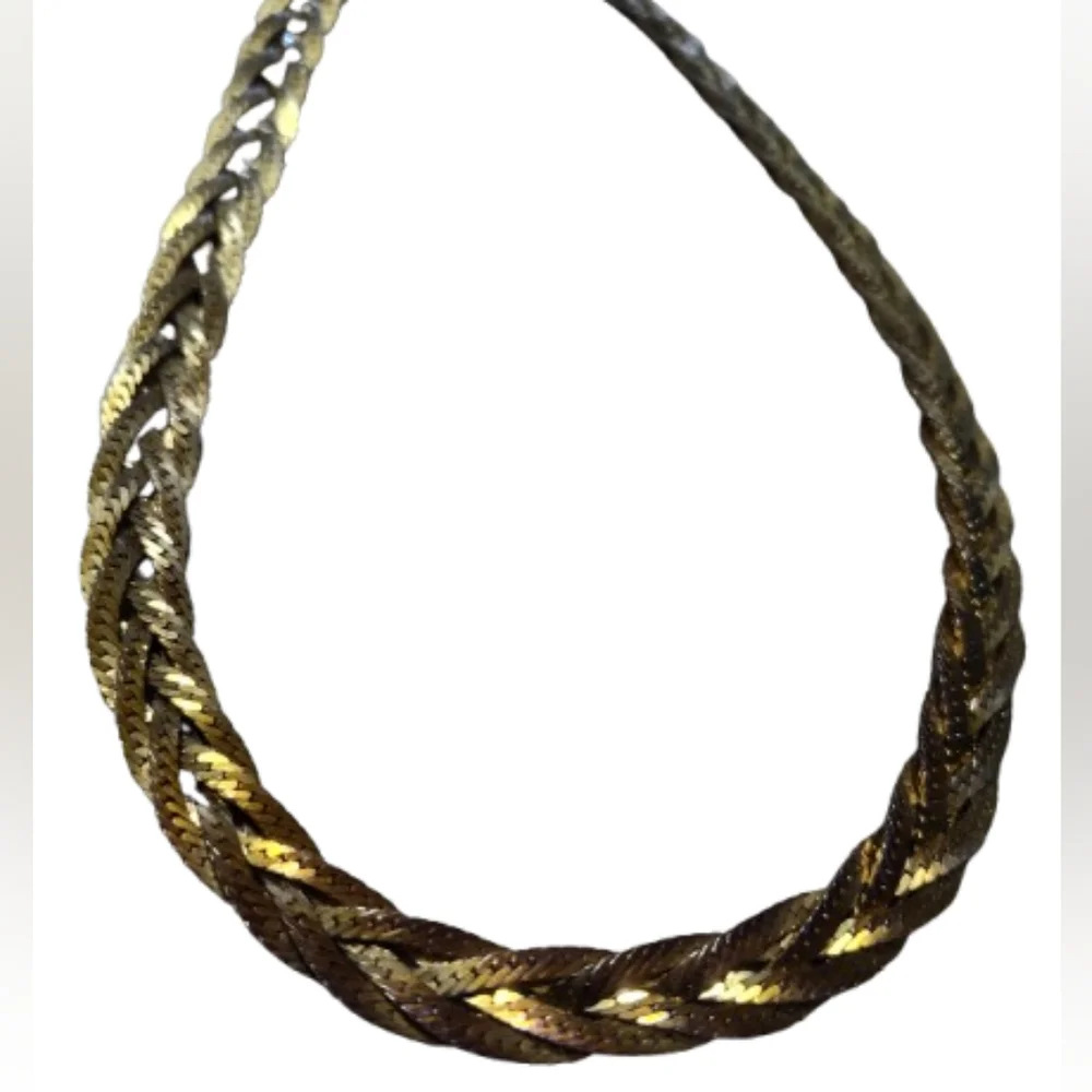 Elegant Vintage Gold Tone Braided Chains 18